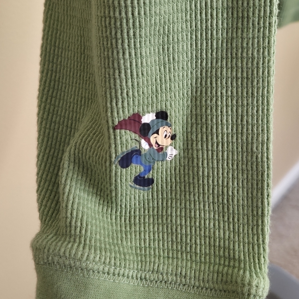 Disney | Mickey Mouse & Friends Holiday Homestead Waffle Turtleneck Size XL - Picture 5 of 7